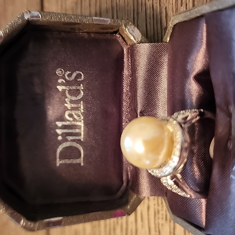 Dillards ring sz 8 NEW